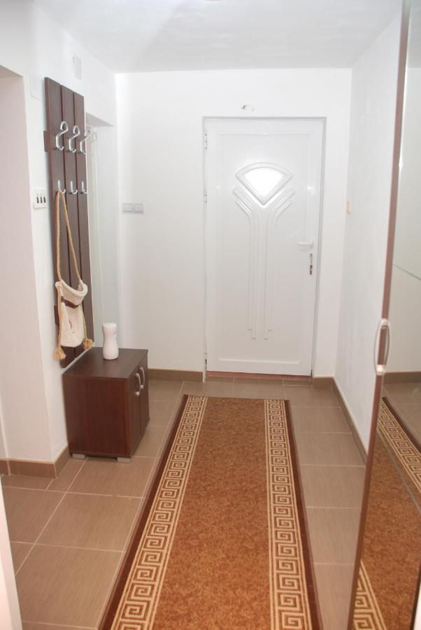 Apartment Danubius Доні-Мілановац Екстер'єр фото
